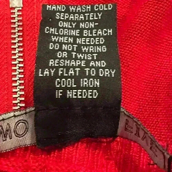 Two twenty five sweater red large - Picture 4 of 5